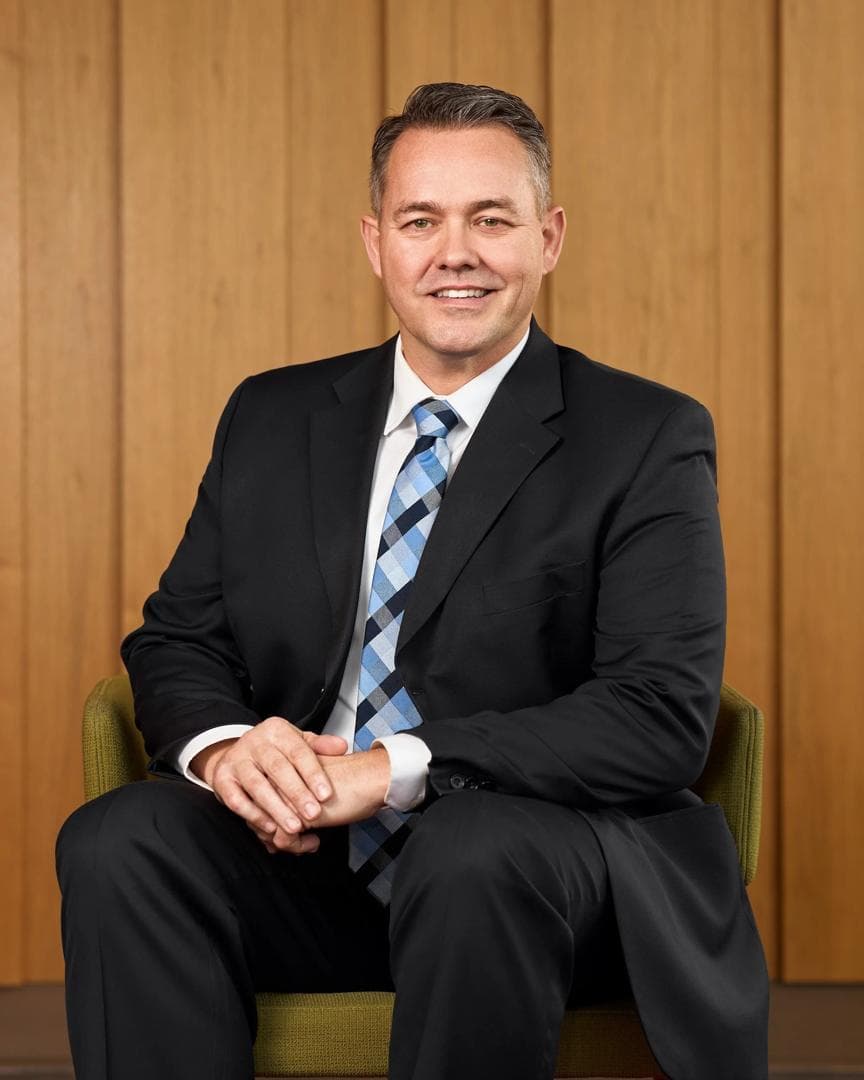 Edward Harrington, Senior Associate — Corporate Law